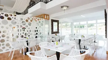 Fedrania Gardens Hotel
