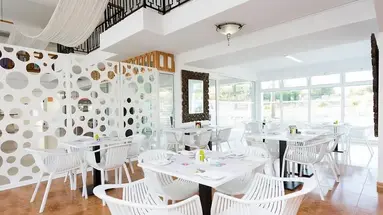 Fedrania Gardens Hotel