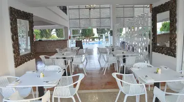 Fedrania Gardens Hotel