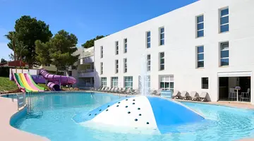 Fergus Club Palmanova Park