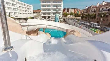 FERGUS Club Pineda Splash