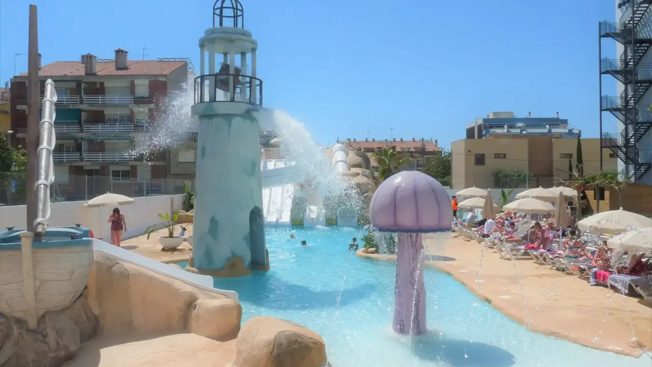 FERGUS Club Pineda Splash