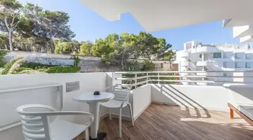 FERGUS Style Cala Blanca Suites ****