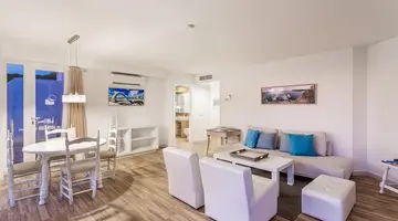 FERGUS Style Cala Blanca Suites ****