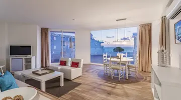 FERGUS Style Cala Blanca Suites ****