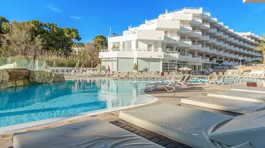 Fergus Style Cala Blanca Suites