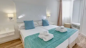 FERGUS Style Cala Blanca Suites ****