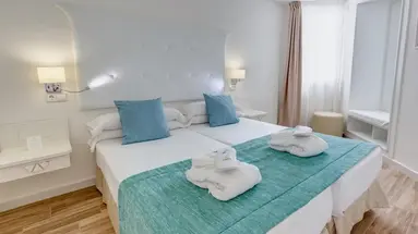 FERGUS Style Cala Blanca Suites ****