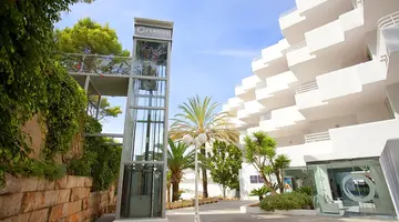 FERGUS Style Cala Blanca Suites ****