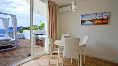 FERGUS Style Cala Blanca Suites ****