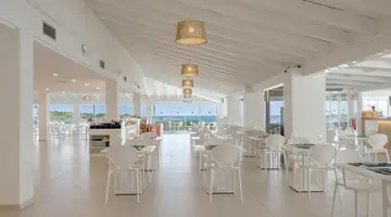 FERGUS Style Carema Beach