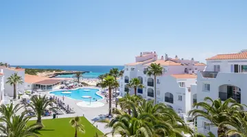 Fergus Style Carema Beach