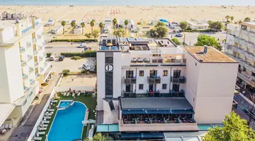 Ferretti Beach