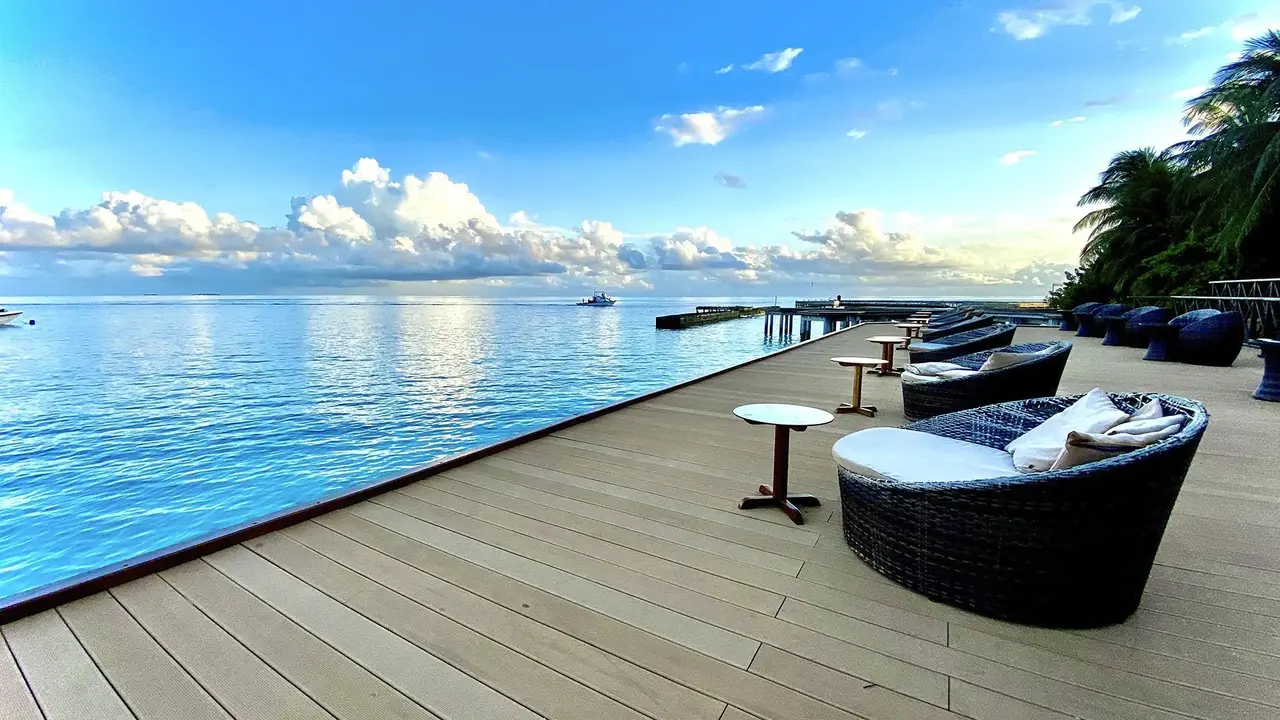 Fihalhohi Island Resort