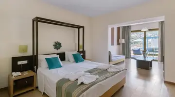 FILION SUITES RESORT & SPA
