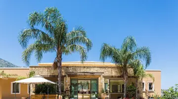 FILION SUITES RESORT & SPA