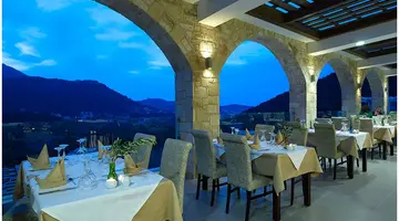 FILION SUITES RESORT & SPA