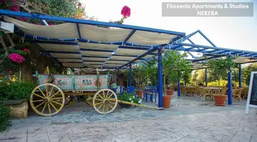 Filoxenia Apartments