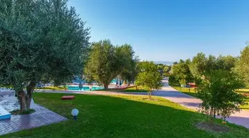 Filoxenia Hotel Tholos