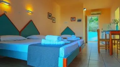 Filoxenia Hotel Tholos