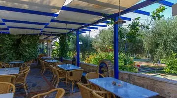 Filoxenia Hotel Tholos