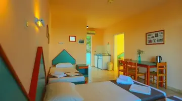 Filoxenia Hotel Tholos