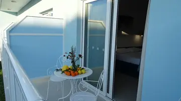 Filoxenia Hotel Tholos