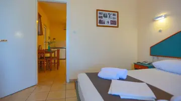 Filoxenia Hotel Tholos