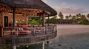 FINOLHU, A SEASIDE COLLECTION RESORT