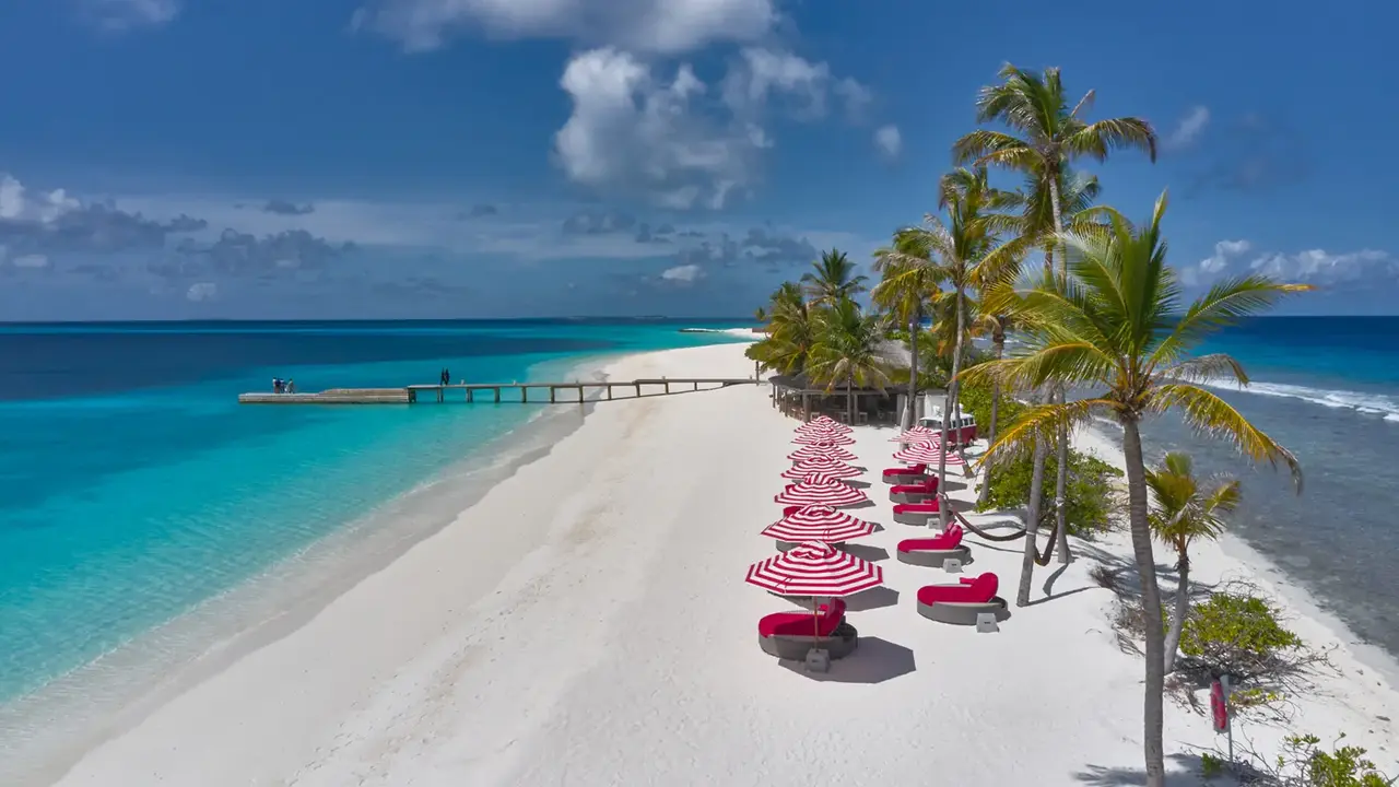 FINOLHU, A SEASIDE COLLECTION RESORT
