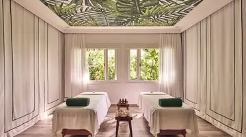 FINOLHU, A SEASIDE COLLECTION RESORT