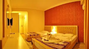First Class Hotel