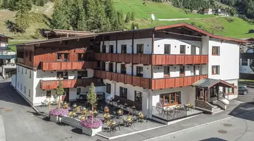 First Mountain Hotel Ötzt