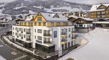 Fiss Suites by ALPS RESOR