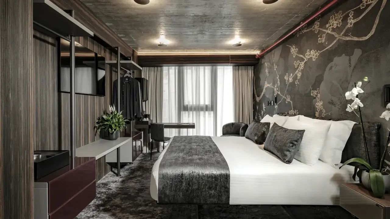 FITCH Hotel