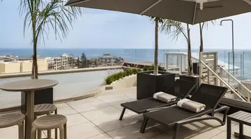 FITCH Hotel