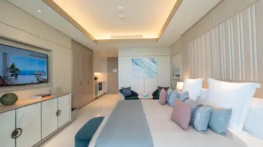 Five Luxe