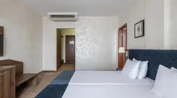 Flamingo Beach Hotel