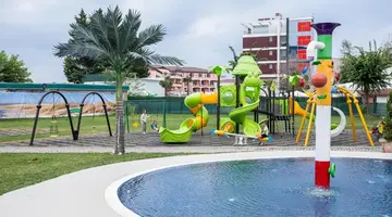 Flamingo Beach Hotel