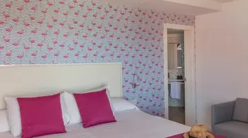 Flamingo Beach Mate