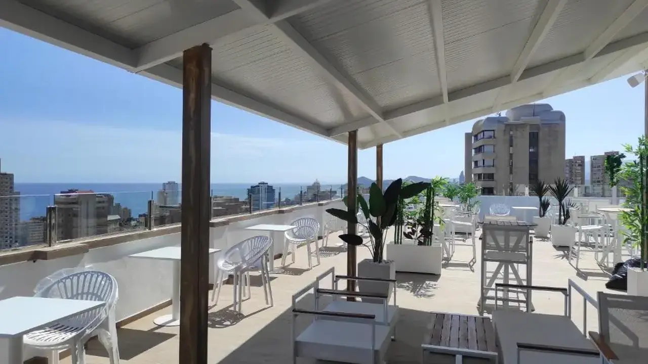 Flamingo Beach Resort - Adults Recommend