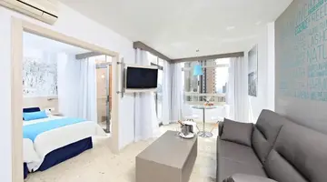 Flamingo Beach Resort - Adults Recommend