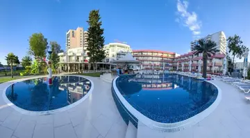 Flamingo Beach
