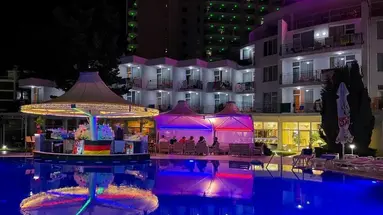 Flamingo Beach