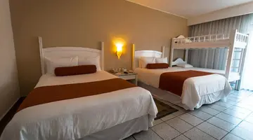 Flamingo Cancun Resort