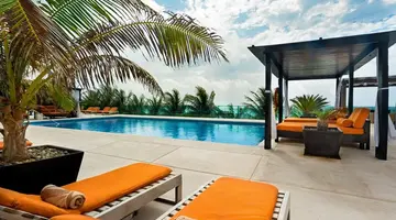 Flamingo Cancun Resort
