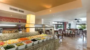 Flamingo Cancun Resort