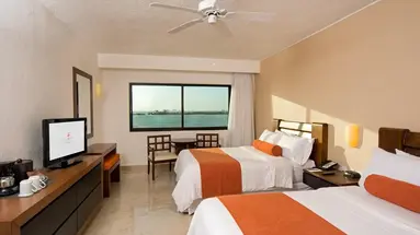 Flamingo Cancun Resort