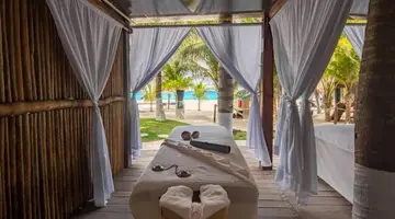 Flamingo Cancun Resort