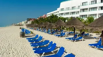 Flamingo Cancun Resort